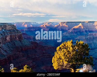 Sonnenuntergang im Grand Canyon, wie von Hermits Ruhe aus zu sehen Stockfoto