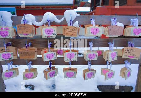 Tablette, Tablets, Eindringungen zum Glück im Futarasan-Schrein, Nikko, Japan Stockfoto