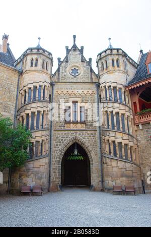 3. Juni 2019: Fassade des Schlosses Marienburg bei Hannover, Niedersachsen, Deutschland Stockfoto