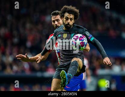 Liverpools FC Mohamed Salah wurde während des UEFA Champions League-Spiels in der Runde des 16. Hinspiels zwischen Atletico de Madrid und dem FC Liverpool im Wanda Metropolitano Stadium in Madrid im Einsatz gesehen.(Endstand; Atletico de Madrid 1:0 Liverpool FC) Stockfoto