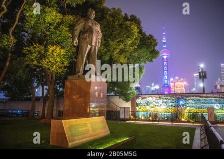 Mao-Statue am Bund in Shanghai, China Stockfoto