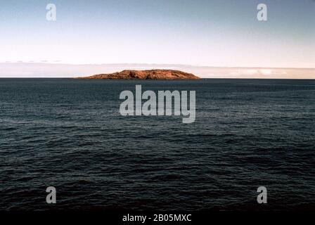 KANADA, NW-GEBIETE, HUDSON BAY, WALROSS-INSEL, BLICK VOM MEER Stockfoto