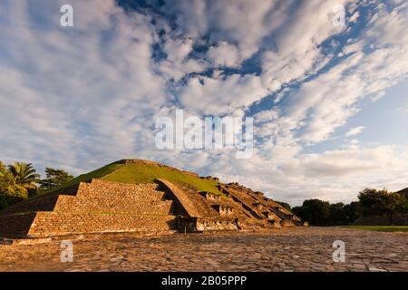 Arroyo Gruppe von El Tajin, am Abend, wichtigste nordöstlich Mesoamerica archäologische Stätte, Maya-Ruinen, Veracruz, Mexiko, Mittelamerika Stockfoto