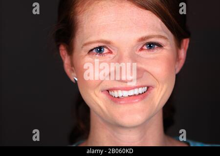 Frauen weibliche Mutter Weinte Tränen Des Glücks oder Der Traurigkeit Stockfoto