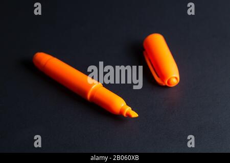 Farbige Markierungen oder Textmarker für Schule oder Arbeit Zurück zur Schule Stockfoto