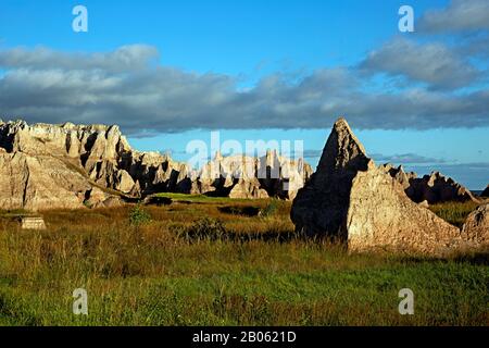 SD00113-00...SOUTH DAKOTA - Licht Am Frühen Morgen auf dem weichen Felsen verwittert und erodiert im Badlands National Park. Stockfoto