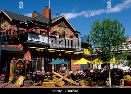 KANADA, ALBERTA, CALGARY, EAU CLAIRE MARKET, RESTAURANT Stockfoto
