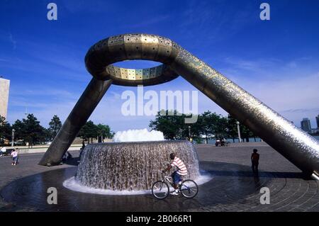 USA, MICHIGAN, DETROIT, FLUSSUFER, DODGE FOUNTAIN Stockfoto