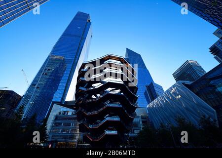 Das Schiff, begehbare Kunstwerke in den Hudson Yards des britischen Designers Thomas Heatherwick, Manhattan, New York City, New York State, USA Stockfoto