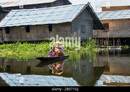 Hausboote auf dem Inle Lake (Burma-Birmania) Stockfoto