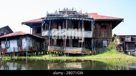 Hausboote auf dem Inle Lake (Burma-Birmania) Stockfoto