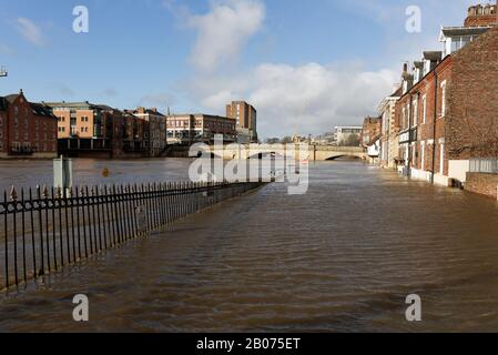 Kings Landung neben dem Fluss Ouse überschwemmt aufgrund starker Regenfälle durch Storm Ciara und Storm Dennis Stockfoto