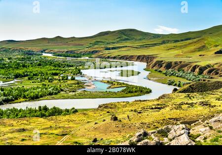 Der Fluss Mtkvari oder Kura bei Uplissikhe in Georgia Stockfoto