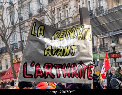 Protest gegen die französische Rente Reform in Paris Stockfoto