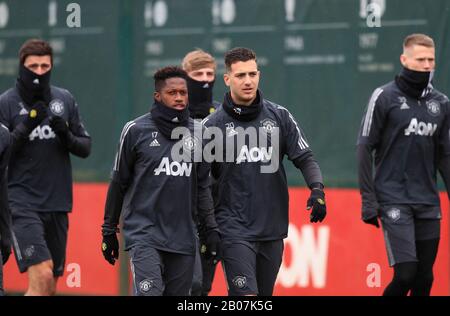 Fred von Manchester United (Mitte links) und Diogo Dalot (Mitte rechts) während der Trainingseinheit im Aon Training Complex, Manchester. Stockfoto