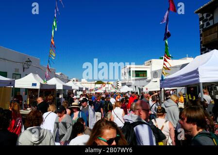 Sonntagsmarkt, Teguise, Lanzarote, Kanarische Inseln, Spanien Stockfoto