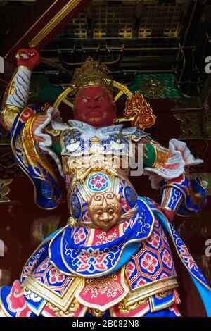 Japan, Honshu, Präfektur Tokigi, Nikko, Rinnoji-Tempel und Taiyuin-Mausoleum, Statue von Raijin God of Lightning Thunder und Unwetter im japanischen Mytho Stockfoto