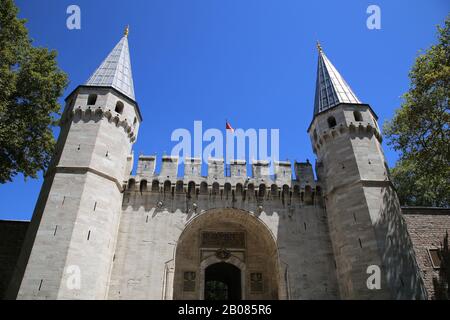 Türkei. Istanbul. Das Tor der Salutationen. Eingang des Topkapi-Palastes. Jahrhundert. Stockfoto