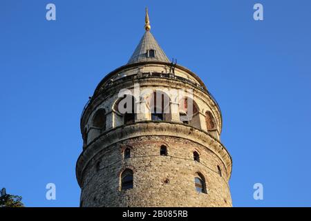 Türkei. Istanbul. Galata-Turm. 1348 neu gebaut. Romanischer Stil. Genuesische Kolonie. Stockfoto