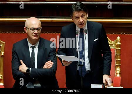 Federico D'Inca", Minister für die Beziehungen zum Parlament, italienischer Premier Giuseppe Conte Rom 18. Februar 2020. Senat An. Rede des italienischen Premiers über den nächsten Europäischen Rat. Foto Samantha Zucchi Insidefoto Credit: Insidefoto srl/Alamy Live News Stockfoto