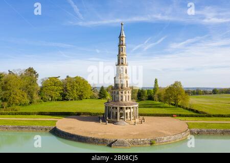 Frankreich, Indre et Loire, Loire-Tal von der UNESCO zum Weltkulturerbe ernannt, Amboise, Pagode de Chantaloup, Pagode (Luftbild) // Frankreich, Indre-et-Loire Stockfoto