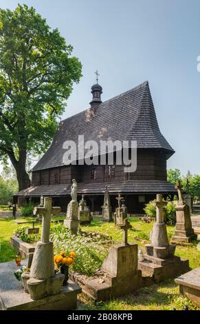 Kirche Sankt Leonards, im 15. Jahrhundert, gotischer Stil, Holzbau mit senkrechten Brettern, röm.-kathisch, in Lipnica Murowana, Malopolska, Polen Stockfoto