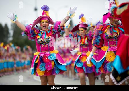 Carnaval de Ovar, Portugal. Desfile de cor e alegria Stockfoto