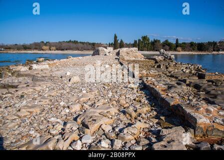 Sudjuradj ist eines der zwei Siedlungen auf der Insel Sipan (die andere ist Sipanska Luka (an der Nordwestküste). Stockfoto