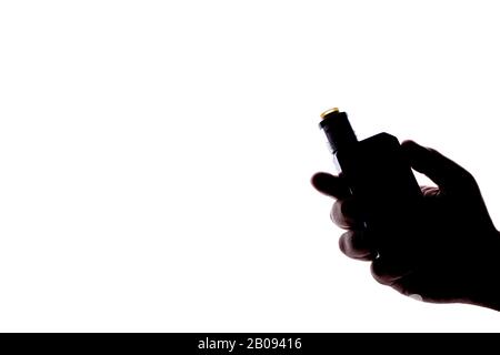 Vape mod e-cig für Hilfe beim Rauchen aufhören Tabak mit rdta auf weißem Hintergrund Silhouette Form nah oben Stockfoto