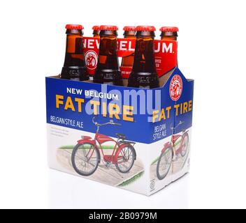 Irvine, KALIFORNIEN - 14. Dezember 2017: Fat Tire Amber Ale. 6er-Pack Fat Tire Amber Ale von der New Belgium Brewing Company, Fort Collins, Colora Stockfoto