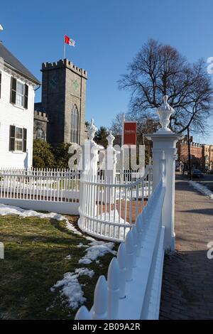 First Church in Salem, Massachusetts USA. Diese im Jahr 1836 erbaute Kirche wurde von Solomon Willard entworfen. Stockfoto