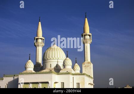 LIBYEN, IN DER NÄHE VON BENGASI, AL BAYDA, MOSCHEE Stockfoto