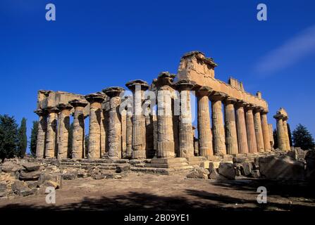 LIBYEN, IN DER NÄHE VON BENGASI, KYRENE, TEMPEL VON ZEUS (GRIECHISCH) Stockfoto