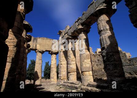 LIBYEN, IN DER NÄHE VON BENGASI, KYRENE, TEMPEL VON ZEUS (GRIECHISCH) Stockfoto