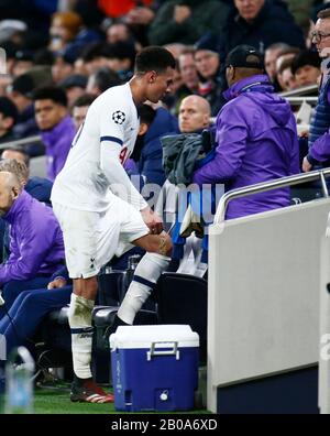 London, Großbritannien. Februar 2020. Tottenham Hotspur Dele Alli während der Champions League Runde 16 zwischen Tottenham Hotspur und RB Leipzig im Tottenham Hotspur Stadium, London, England am 19. Februar 2020 Credit: Action Foto Sport/Alamy Live News Stockfoto