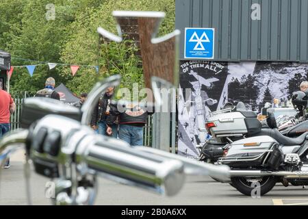 Spiegelreflexion auf der Rückseite von Harley-Davidson Reading Berkshire England MCC Stockfoto