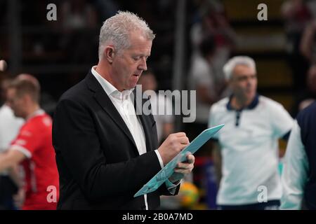 Perugia, Italien. Februar 2020. Heynen Vital (Coach Sir Safety Conad perugia) während Sir Sicoma Monini Perugia vs Projekt Warszawa, Volleybal Champions League Men Championship in Perugia, Italien, 19. Februar 2020 Credit: Independent Photo Agency/Alamy Live News Stockfoto