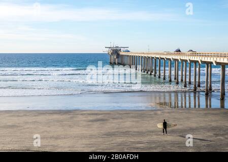 La Jolla Shores Beach und Scripps Pier. La Jolla, Kalifornien. Stockfoto