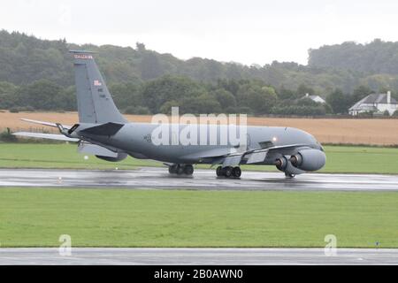 57-1461, eine Boeing KC-135R Stratotanker, die von der United States Air Force betrieben wird, auf dem Prestwick International Airport in Ayrshire Stockfoto