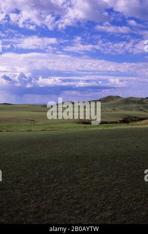 MONGOLIA, WÜSTE GOBI, IN DER NÄHE VON DALANZADGAD, GRÜNLAND (STEPPEN), LANDSCHAFT Stockfoto