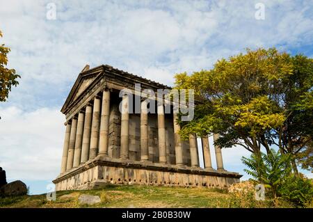 ARMENIA, IN DER NÄHE VON JEREWAN, GARNI TEMPEL, ERBAUT IM ERSTEN JAHRHUNDERT A.D. Stockfoto