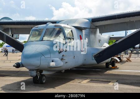 Singapur - 12. Februar 2020. Bell Boeing V-22 Osprey vom US Marine Corps zur Anzeige in Changi, Singapur. Die Verteidigungskosten steigen, insbesondere im Eas Stockfoto