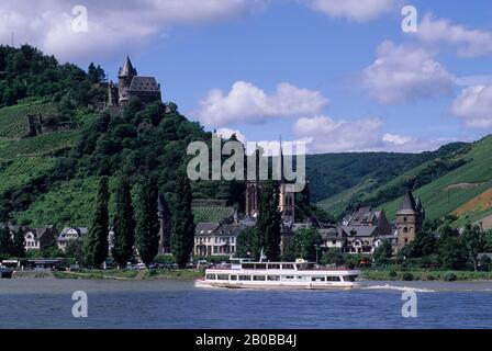 DEUTSCHLAND, RHEIN, BACHARACH MIT FESTUNG STAHLECK Stockfoto