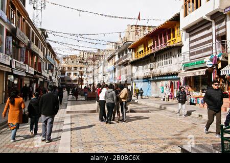 Traditonale Straße in LEH, Himalaya. Ladakh, Indien Stockfoto