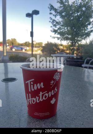 Tim Hortons Kaffeetasse/Ontario/Kanada Stockfoto