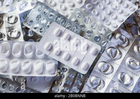 Tabletten im Blister Verpackung, Deutschland Stockfoto