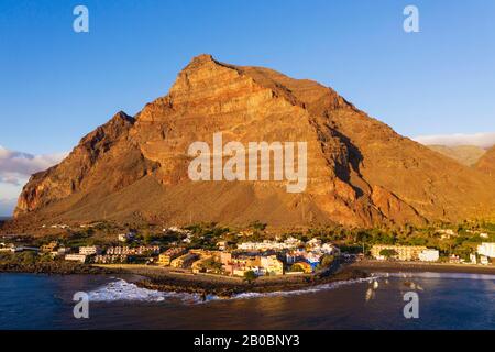 La Playa und Riscos de La Merica, Valle Gran Rey, Luftbild, La Gomera, Kanarische Inseln, Spanien Stockfoto