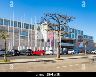 Belem - Portugal, 19. Januar 2020 - Fassade des Kulturzentrums von Belem Stockfoto