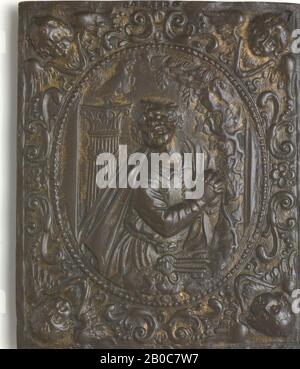 Unbekannter Künstler, Der Penitent Saint Peter, n.d., Bronze, Vergoldung, 4 13 / 16 Zoll x 4 Zoll (12,3 cm x 10,1 cm) Stockfoto