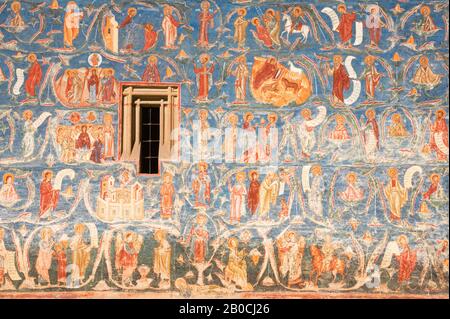 RUMÄNIEN, IN DER NÄHE VON SUCEAVA, KLOSTER VORONET (1488), SÜDWAND Stockfoto